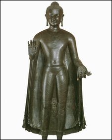 [_47127303_00494-bbc_birmingham_buddha[5].jpg]