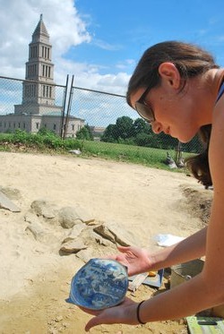 [MN-Archaeologists-1_JPG_561x250_upscale_q85[6].jpg]