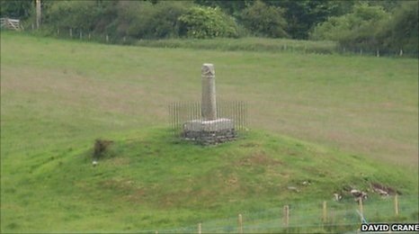 [_48237204_pillar2010[5].jpg]