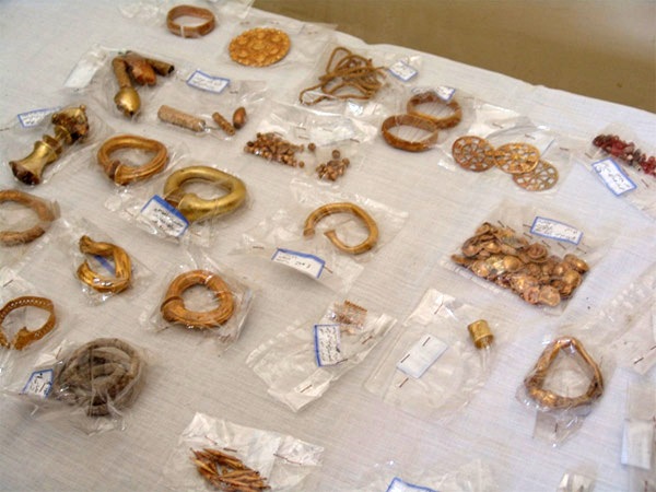 [jobaji_treasure1[5].jpg]