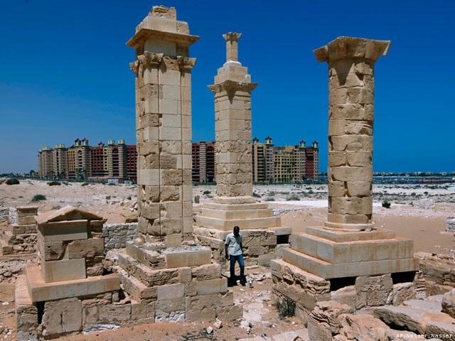 [Mideast-Egypt-Ancient_Gree(2)_20100907081445_640_480[5].jpg]