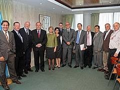 [news_671-240-180-20101019101928[5].jpg]