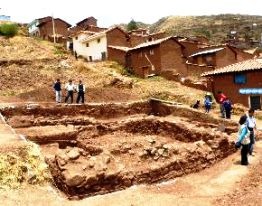 [funerary-site-cusco[6].jpg]