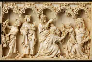 Panel, Virgin and Child with risen Christ (French or Italian, early 14th century). 101mm x 75mm x 11mm. Photo: The Courtauld Gallery.