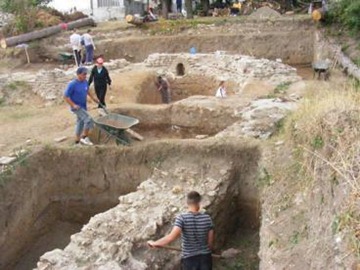 The Roman spa dig (FoNet)