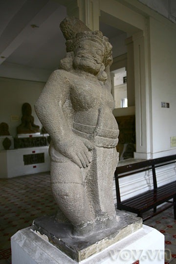 [Baotang_Cham_144.jpg]