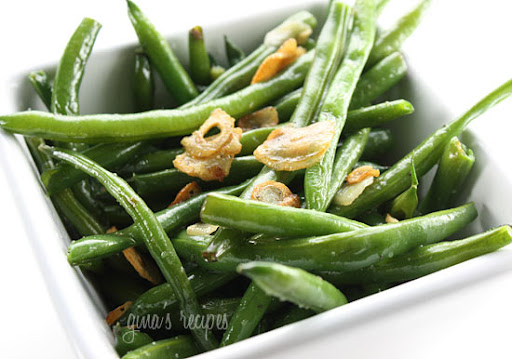 image: string-beans-with-garlic-and-oil