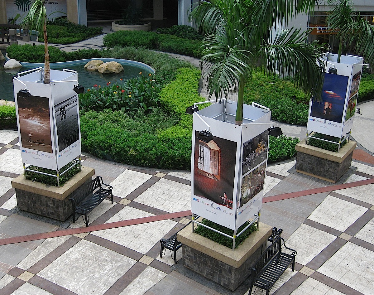 outdoor photography exhibit at Eastwood Mall