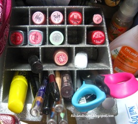 lipstick organizer, by bitsandtreats