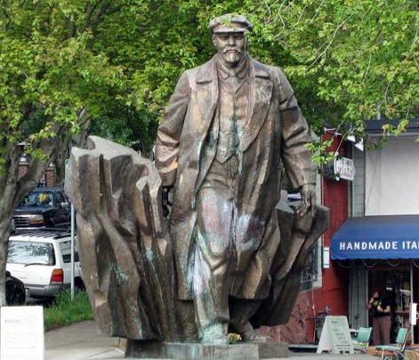 Lenin-statue-in-Fremont