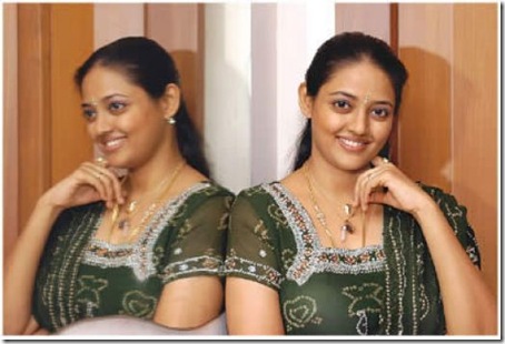 Tamil-actress-Ranjitha-photo-8