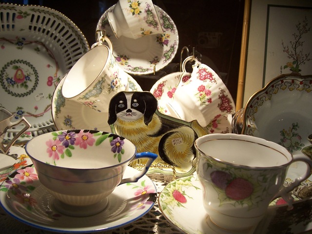 [assorted teacups[5].jpg]