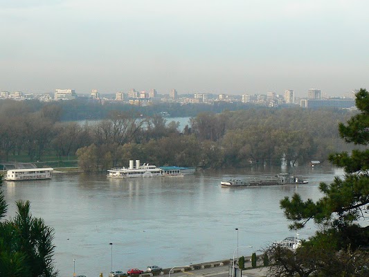 Imagini Serbia: Panorama Savei Belgrad