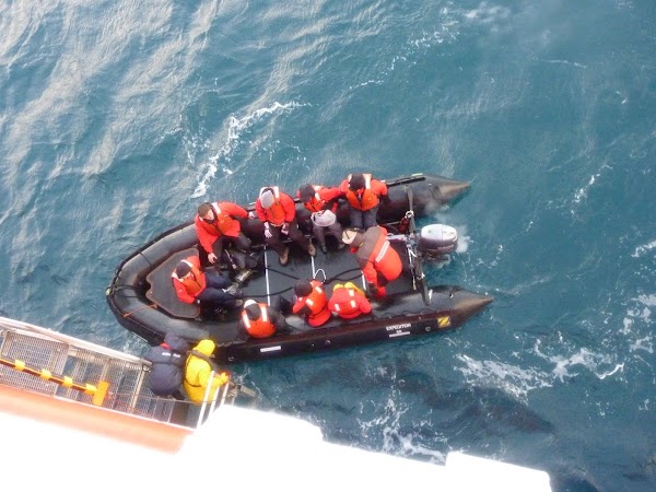 18. debarcare zodiac.JPG