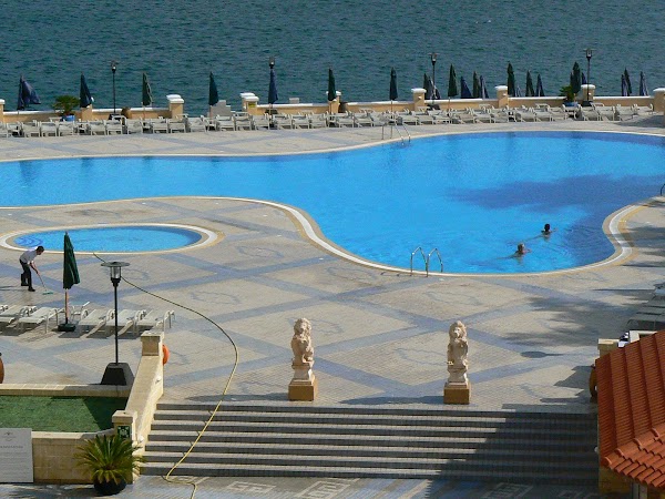 9. piscina hotel Excelsior.JPG