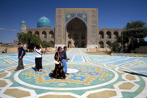 Obiective turistice Uzbekistan: Registan Square Samarkand, Drumul spre China