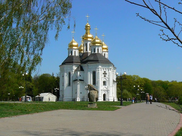 Obiective turistice Ucraina:  Sf.Caterina Cernighiv