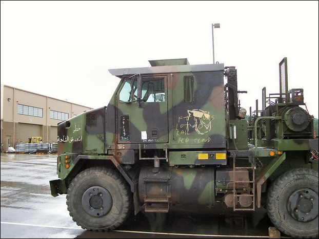 M1070 Heavy Equipment Transporter 04