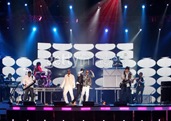 wisin-yandel-akon-aventura-billboard (2)
