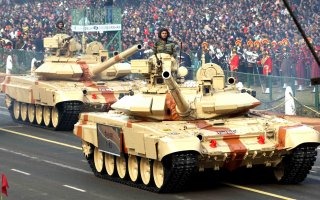 20110305-Indian-Army-Main-Battle-Tank-T-90-Wallpaper-04-TN