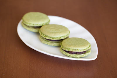 Matcha macarons