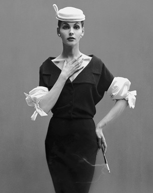 10015218_avedon_georgiahamilton_balenciaga_1953