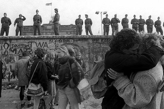 [caída del muro de Berlín 02[4].jpg]