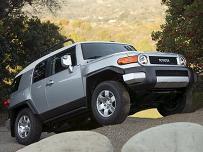 Toyota FJ Cruiser became more powerful and more expensive
