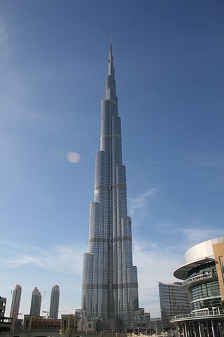 [400px-Burj_Dubai-Dubai3214[4].jpg]