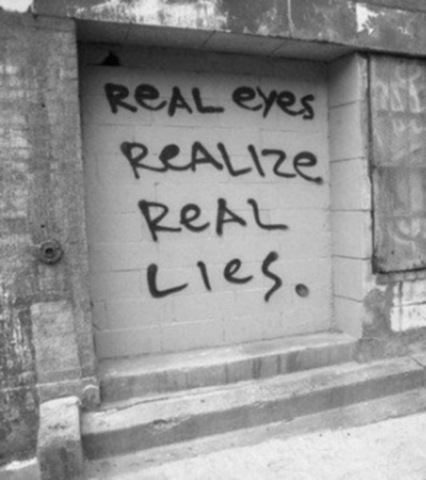 [Real eyes[4].jpg]