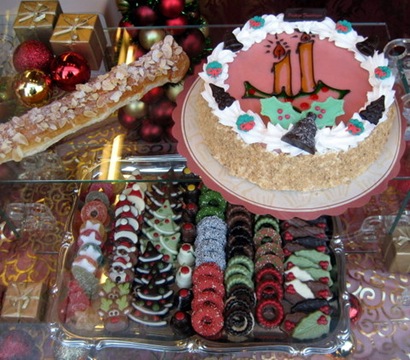 Friesland christmas cookies and cake 12-13-2008 8-06-39 AM
