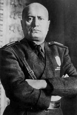 Бенито Муссолини- лидер фашисткой Италии