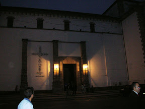 La parroquia de Santa Catalina, antes de la salida de la Virgen, en su despedida. Foto: Pozoblanco News, las noticias y la actualidad de Pozoblanco (Córdoba)* www.pozoblanconews.blogspot.com