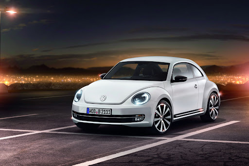 2012-Volkswagen-Beetle-01.JPG