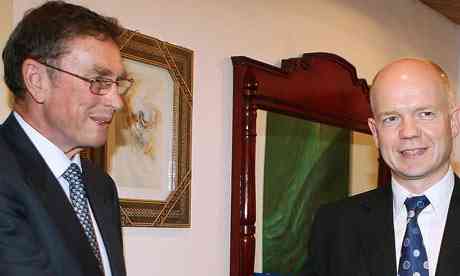 Lord Ashcroft and William Hague in Islamabad in Dec 2006.