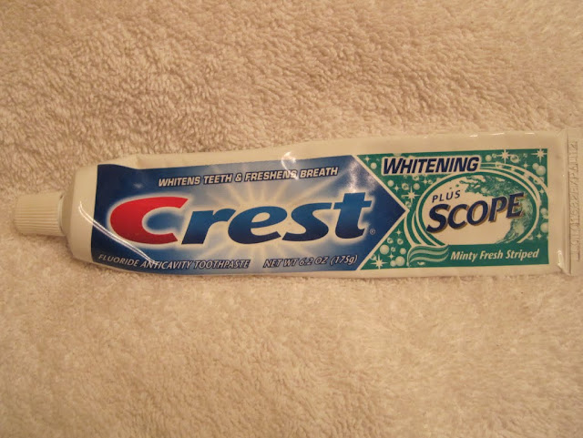 Какой пастой вы чистите зубы? 