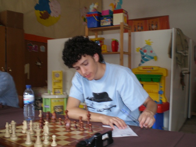 [distritalabsoluto2009002[3].jpg]