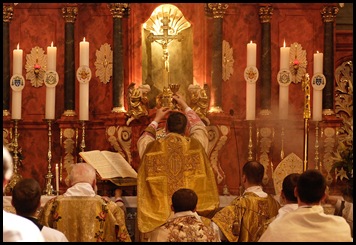 Misa Pontifical 4