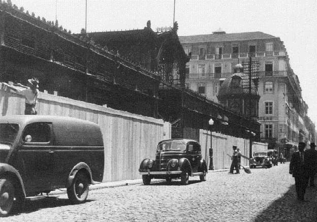 [Táxi na Praça da Figueira 1949[5].jpg]