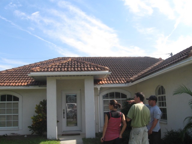 [Tile-Roof-Cleaning-33601-Tampa-FL 11-19-2009 12-29-47 AM[3].jpg]