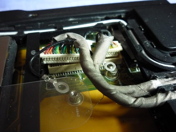 Cara Memperbaiki Engsel Laptop Lenovo Yang Rusak - Simak 