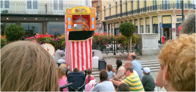 [punch and judy[3].jpg]