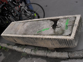 Budapest,  virágvályú, Budapest,  virágvályú, blog,  beton, vicces