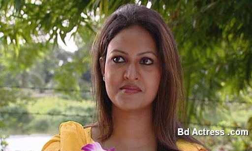 Bangladeshi Actress Richi Solaiman-09