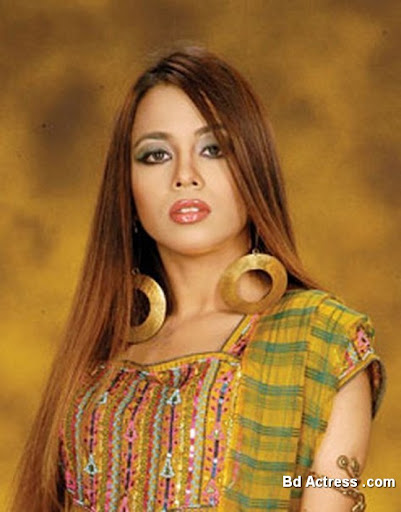 Bangladeshi Singer Tishma Photo-01