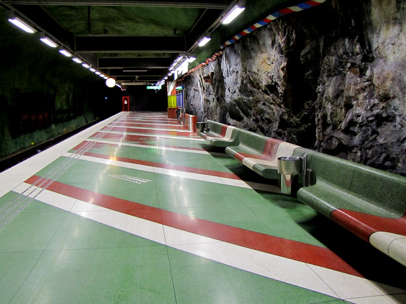 интерьер одной из станций Стокгольмского метро 