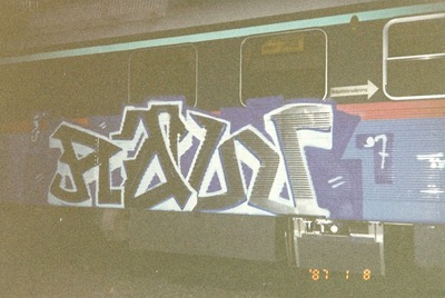 Raw - VL 1997