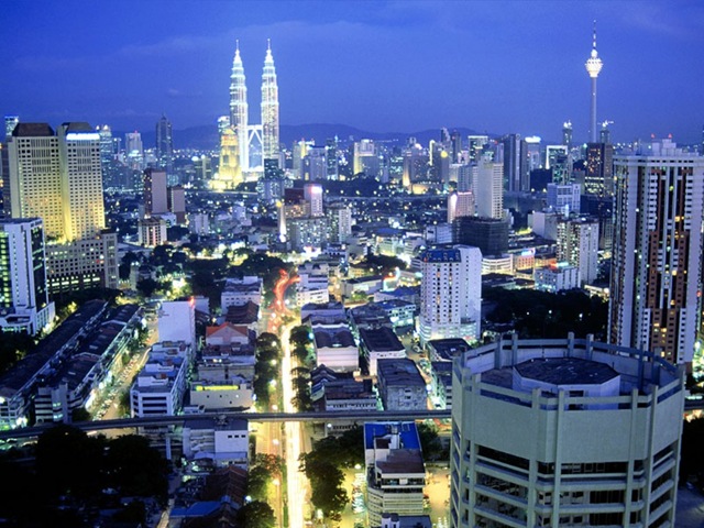 [Skyline_Of_Kuala_Lumpur,_Malaysia[6].jpg]