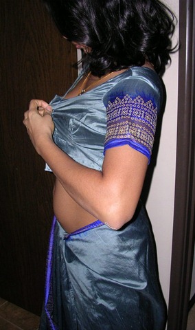 [saree154[3].jpg]