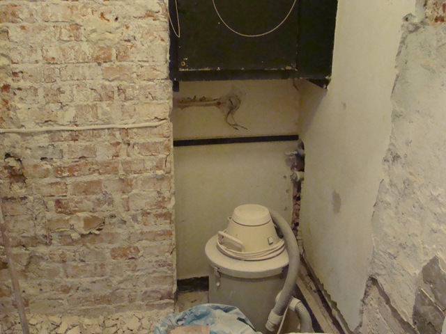 [22-11-08 (2)[2].jpg]